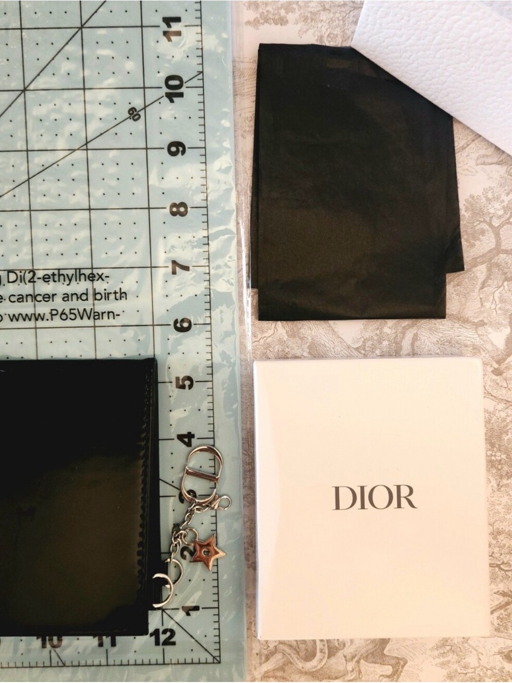 🔥100% AuyDior Black Patent Leather Card HDior holder🔥 - Picture 11 of 12